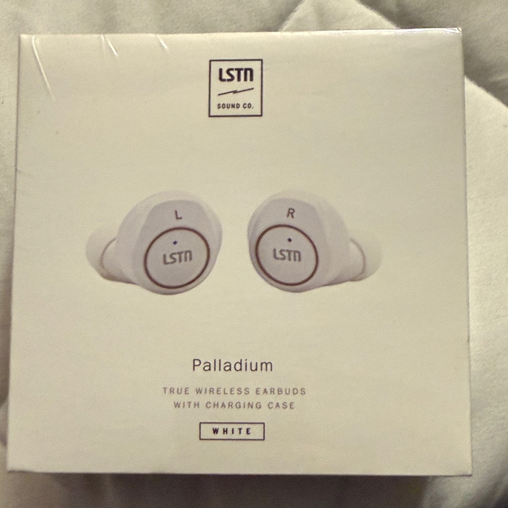 Palladium Wireless Earbuds - White